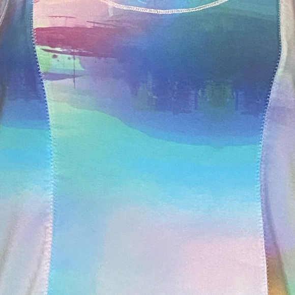 Lululemon HTF Sky to Seawheeze Lightened Up Singlet Racerback Tank Top Sz 6? EUC - Picture 2 of 7